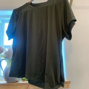 Women's Classic Olive Short Sleeve Tee